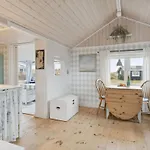 Aruna - 200m From The Sea By Interhome 펜션 루켄