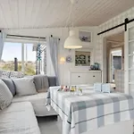 펜션 Aruna - 200m From The Sea By Interhome *