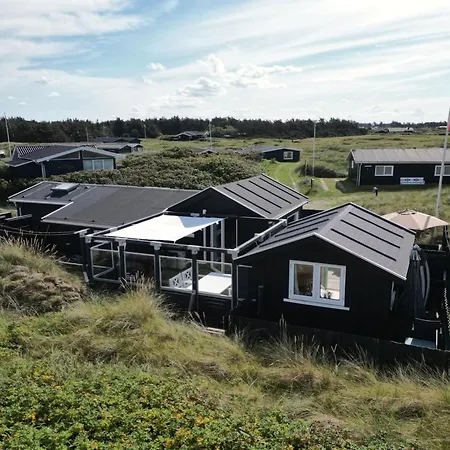 Aruna - 200m From The Sea By Interhome 펜션