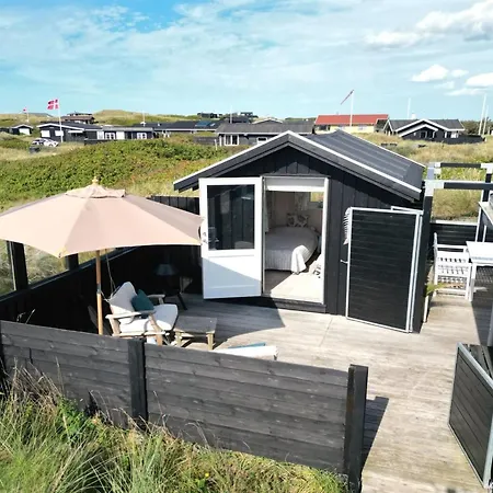 Aruna - 200m From The Sea By Interhome *